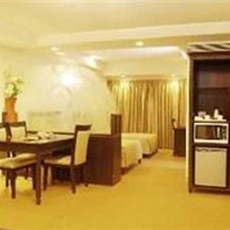 Hotel Mandakini Ambience Poona Buitenkant foto